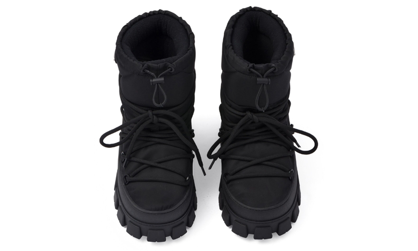 Prada logo-plaque snow boots "Black"