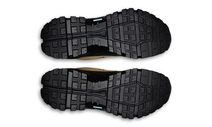On  Cloudrock Low Waterproof 'Hunter  Black'