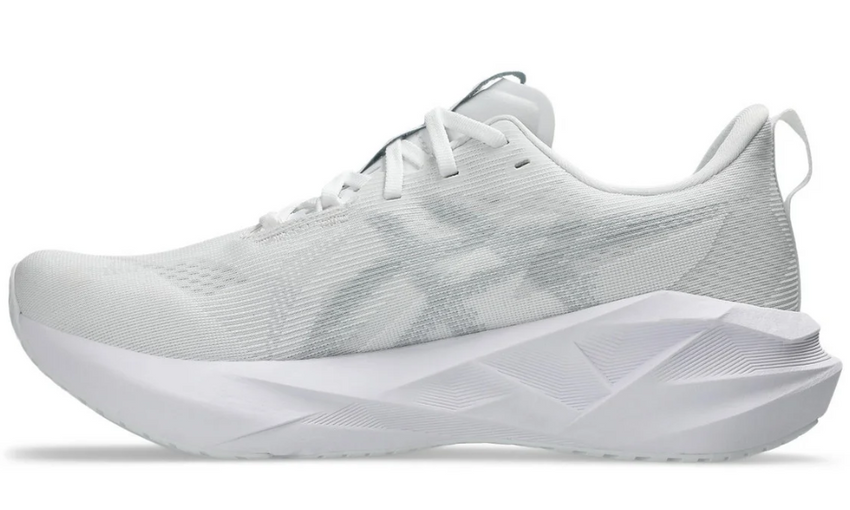 Asics Novablast 5  'White / Piedmont Grey' - Dubaiallstar