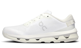 On Cloudzone 'Triple White' - Dubaiallstar