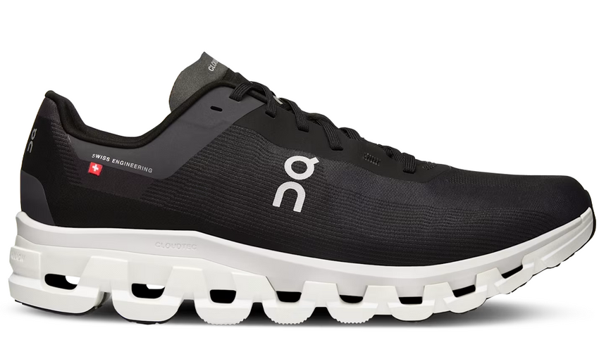 On Running Cloudflow 4 "Black | White" - Dubaiallstar