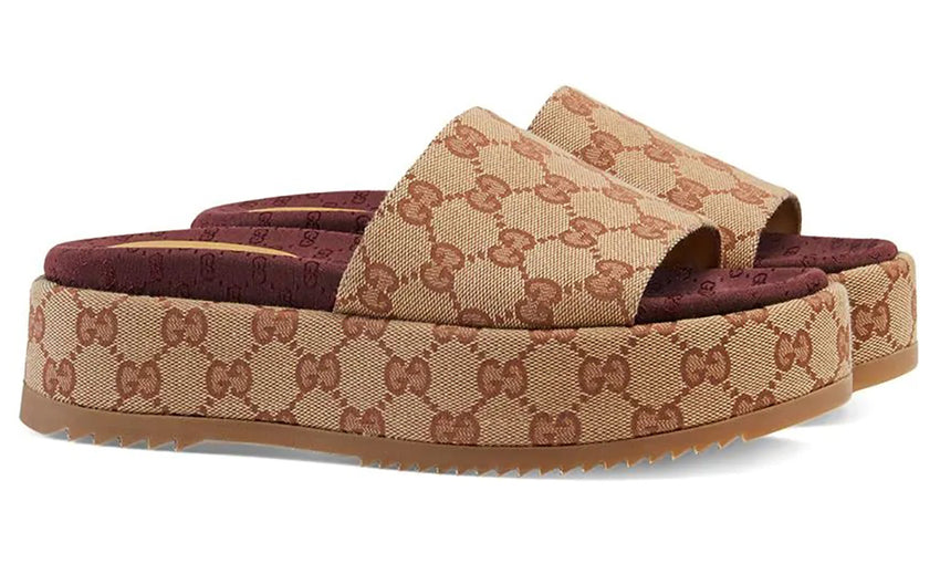 Gucci GG Supreme platform sandals - DUBAI ALL STAR